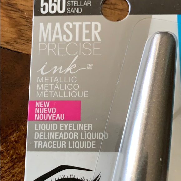 3/$10 NWT metallic liquid eyeliner - Picture 2 of 4